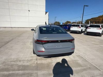 2025 Honda Accord Sedan SE CVT — engine compartment view