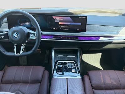 2025 BMW i7 — photo 19 view