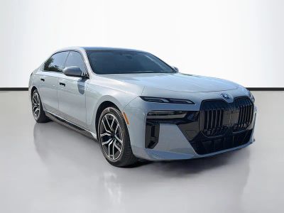 2025 BMW i7 — photo 7 view