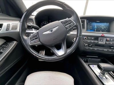2019 Genesis G80 — detail view