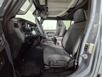 2026 Jeep Gladiator — photo 9 view