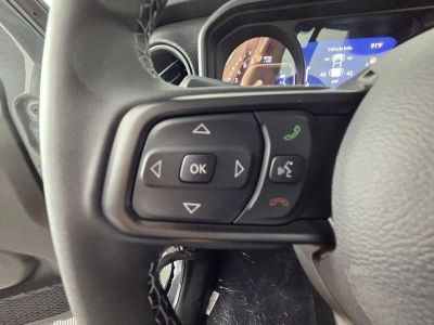 2026 Jeep Gladiator — photo 14 view