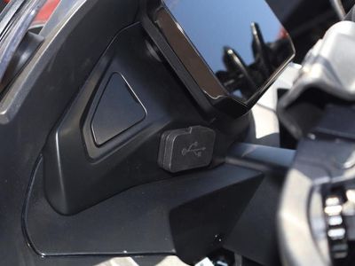 2026 CFMOTO 675SS - Photo 15