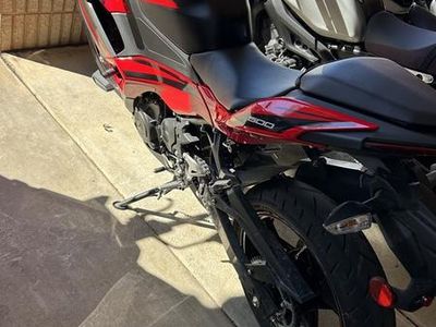 2025 Kawasaki Ninja 500 — side profile view