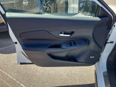 2026 Nissan Sentra — detail view