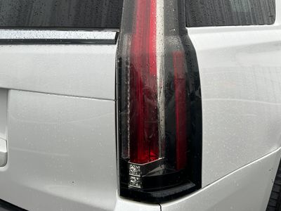 2019 Cadillac Escalade - Photo 17