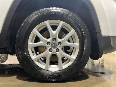 2017 Jeep Cherokee - Photo 16