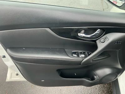 2019 Nissan Rogue - Photo 15