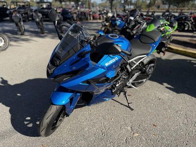 2026 Suzuki GSX-8R - Photo 2