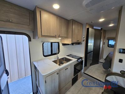 2026 Coachmen RV Leprechaun - Photo 12