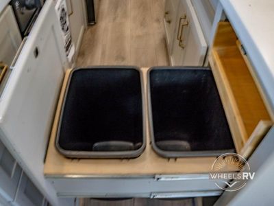 2024 Brinkley Model Z - Photo 26