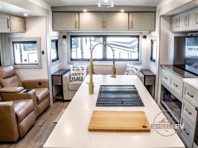 2024 Brinkley Model Z - Photo 21