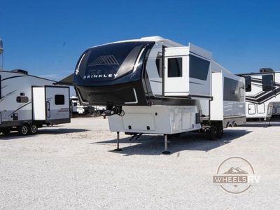 2024 Brinkley Model Z - Photo 3