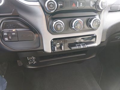 2024 Ram 2500 — photo 19 view