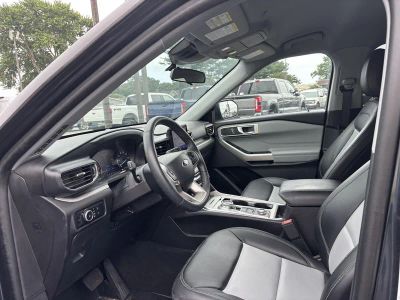 2023 Ford Explorer — detail view