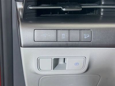 2025 Hyundai Kona — photo 9 view