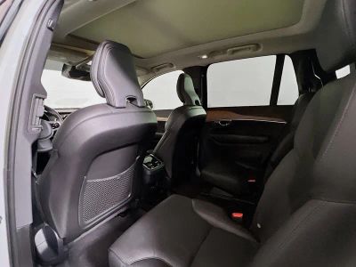 2023 Volvo XC90 — photo 18 view