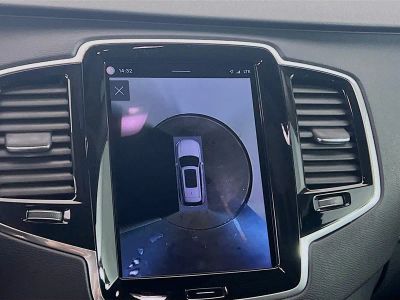 2023 Volvo XC90 — photo 11 view