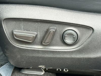 2022 Toyota Highlander - Photo 24