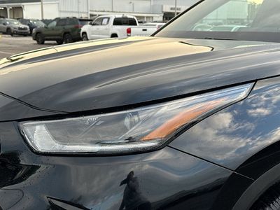 2022 Toyota Highlander - Photo 9
