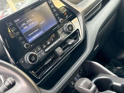 2022 Toyota Highlander - Photo 27