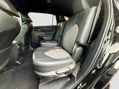 2022 Toyota Highlander - Photo 20
