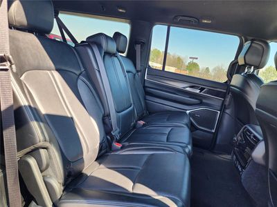 2026 2023 Jeep Wagoneer L Series - Photo 7