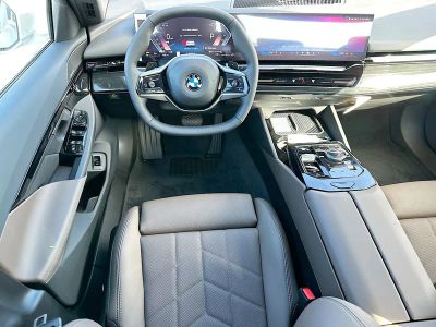 2026 BMW 5 Series — photo 17 view