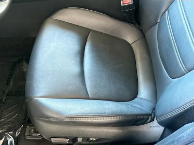 2023 Toyota RAV4 Hybrid — photo 18 view