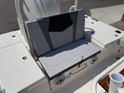 2026 Robalo 246 Cayman - Photo 9