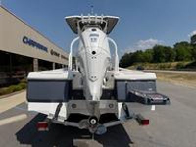 2026 Robalo 246 Cayman - Photo 6