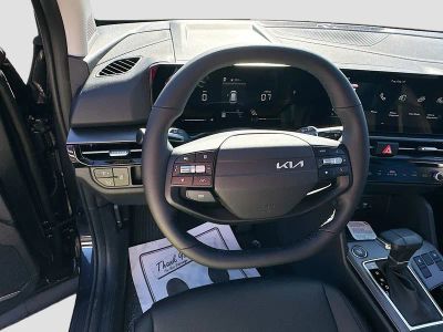 2026 Kia Sportage — photo 11 view