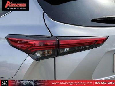 2023 Toyota Highlander - Photo 13
