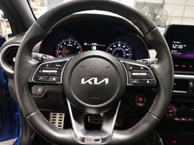 2024 Kia Forte — photo 12 view