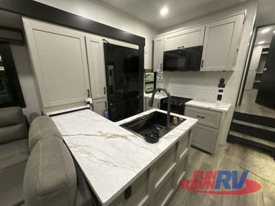 2026 Jayco Seismic - Photo 17
