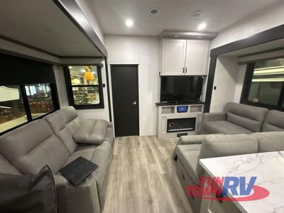 2026 Jayco Seismic - Photo 25