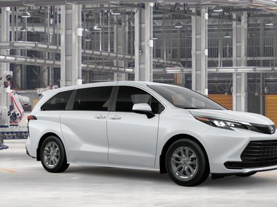2026 Toyota Sienna — photo 14 view