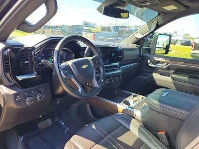 2024 Chevrolet Silverado 3500HD — photo 10 view