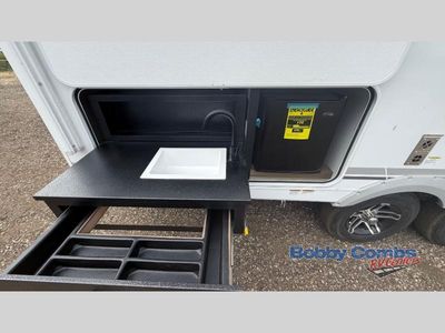 2026 Coachmen RV Freedom Express Select - Photo 7