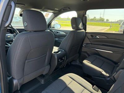 2026 Chevrolet Traverse - Photo 17