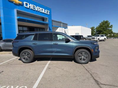 2026 Chevrolet Traverse - Photo 2
