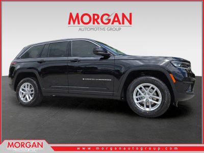 2026 Jeep Grand Cherokee Laredo X in Black — front three-quarter view