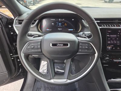 2026 Jeep Grand Cherokee — photo 17 view