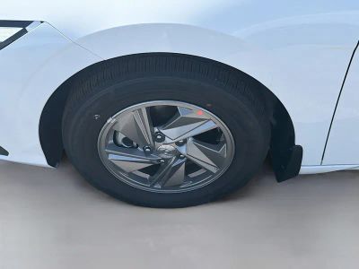 2026 Hyundai ELANTRA — photo 23 view