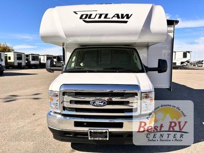 2026 Thor Motor Coach Outlaw - Photo 3