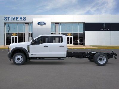 2026 Ford Chassis Cab - Photo 4