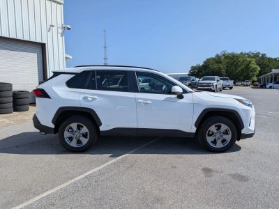 2023 Toyota RAV4 Hybrid - Photo 6