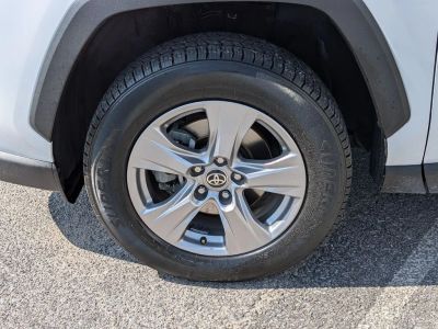 2023 Toyota RAV4 Hybrid - Photo 9