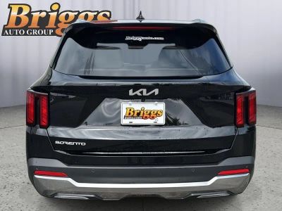 2025 Kia Sorento — detail view