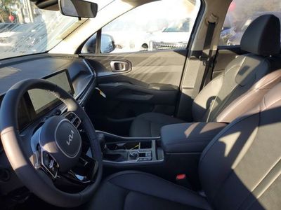 2025 Kia Sorento — photo 8 view